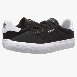 Adidas Unisex Kids Black Skate Sneaker 3.5